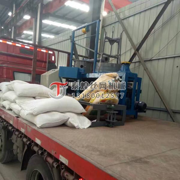 山西運(yùn)城單罐拔絲機(jī)裝車發(fā)貨